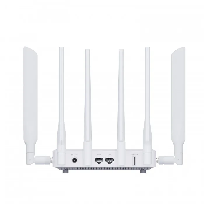 GL.iNet Spitz AX GL-X3000 — задня панель з портами